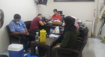 نقابة المحامين الشرعيين الفلسطينيين تنفذ حملة تطعيم من فايروس كورونا للسيطرة على الوباء